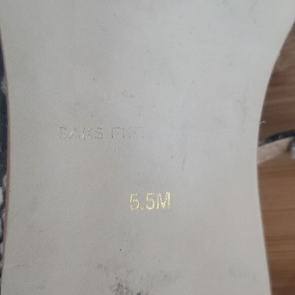 Saks Fifth Avenue Snake Skin Effect Leather Slingback Flat Sandals Size 5.5 - Picture 9 of 10